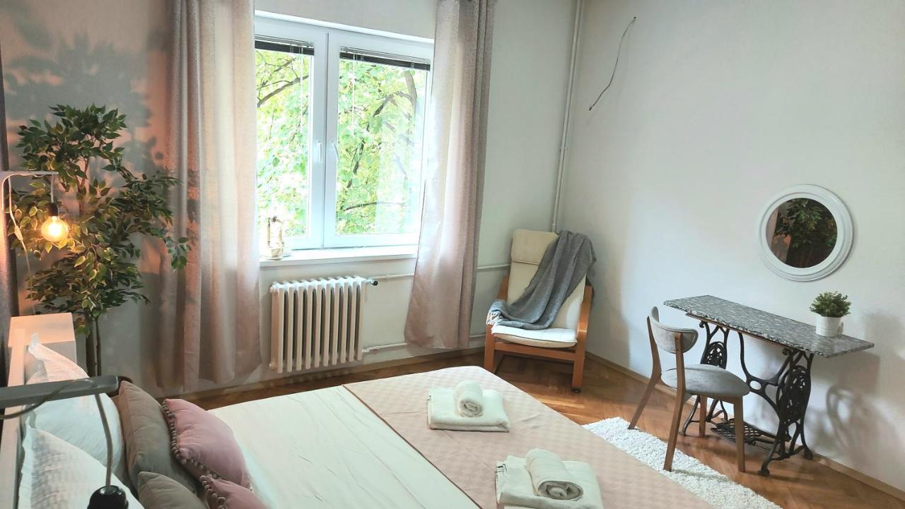 Inner City Two Bedroom Apartment Skopje Exteriér fotografie